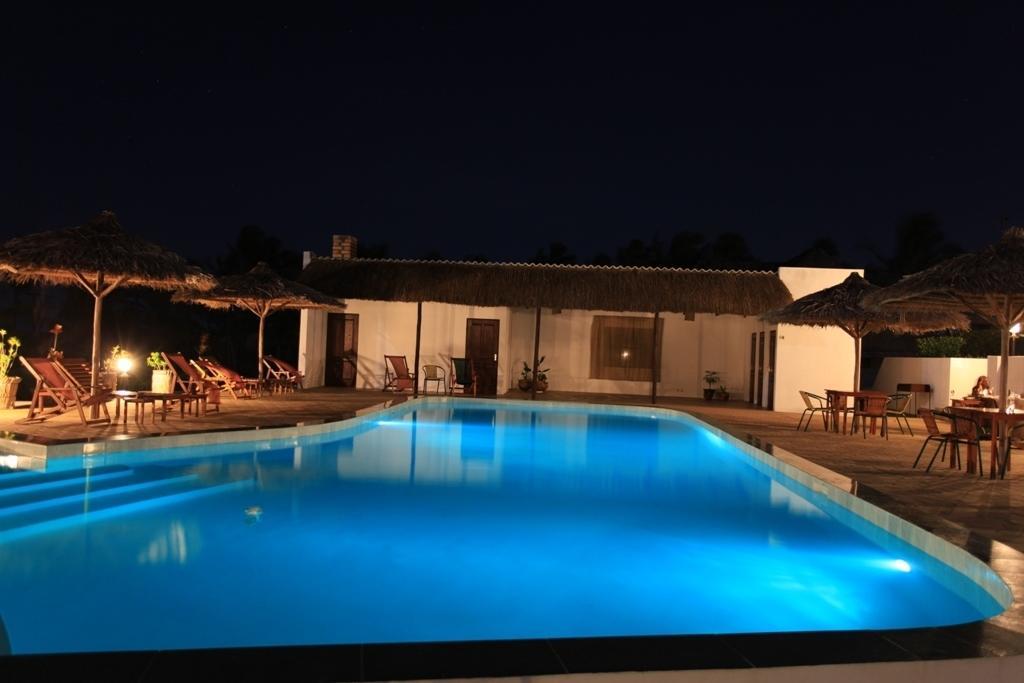Blue Moon Beach Holiday Resort Inhambane Exterior photo